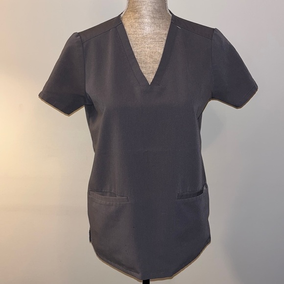 FIGS Scrub Top Women XS Technical Collection Shirt Grey Stretch Pockets - Picture 1 of 6